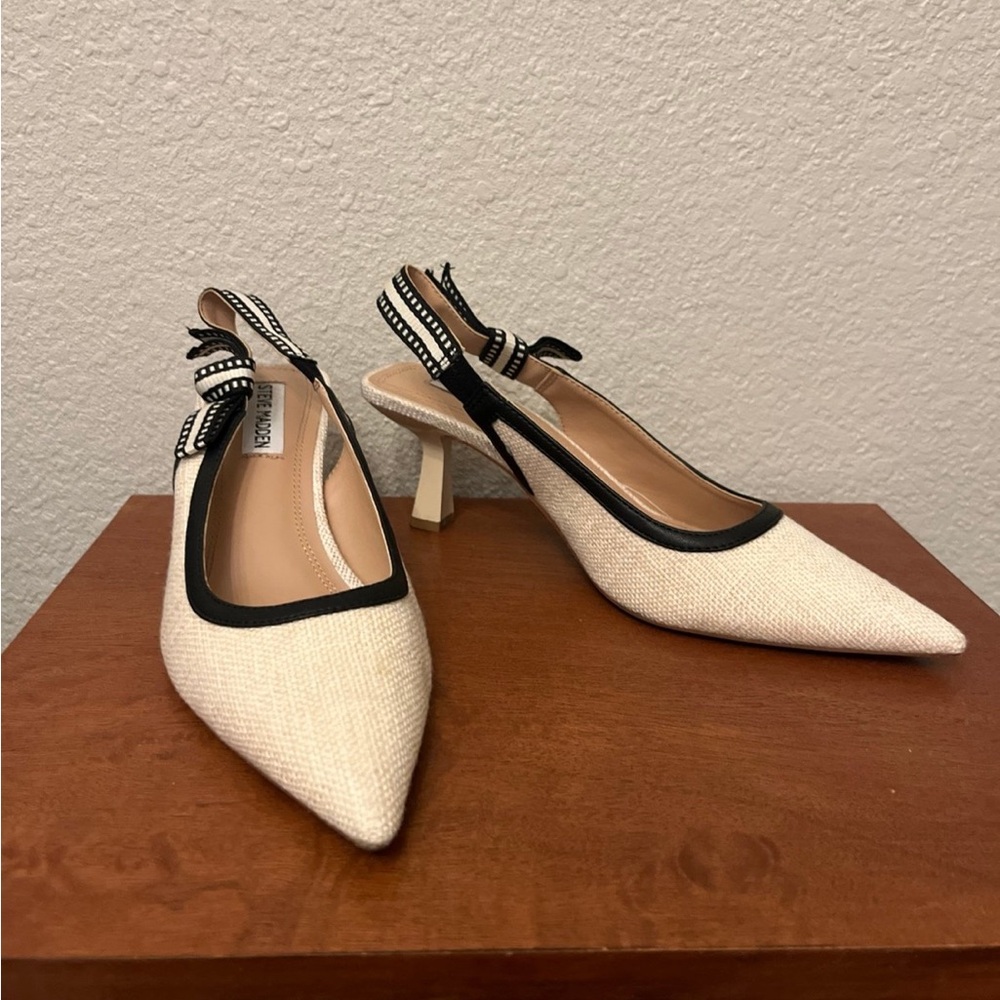 Steve Madden Versali Pump